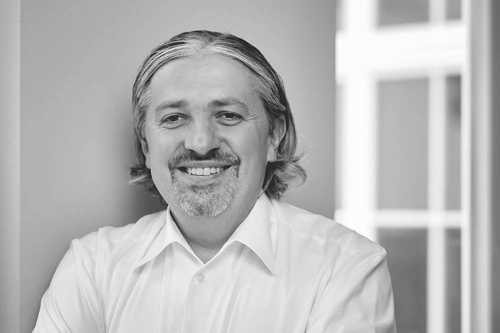 This image shows Dr.-Ing. Jochen Stahl